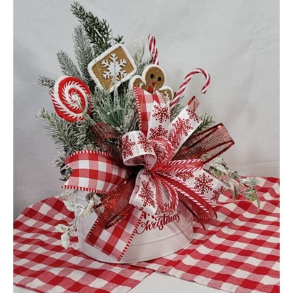 Christmas Table Centerpiece or Wall Hanging, Farmhouse Christmas‎ Gingerbread #1